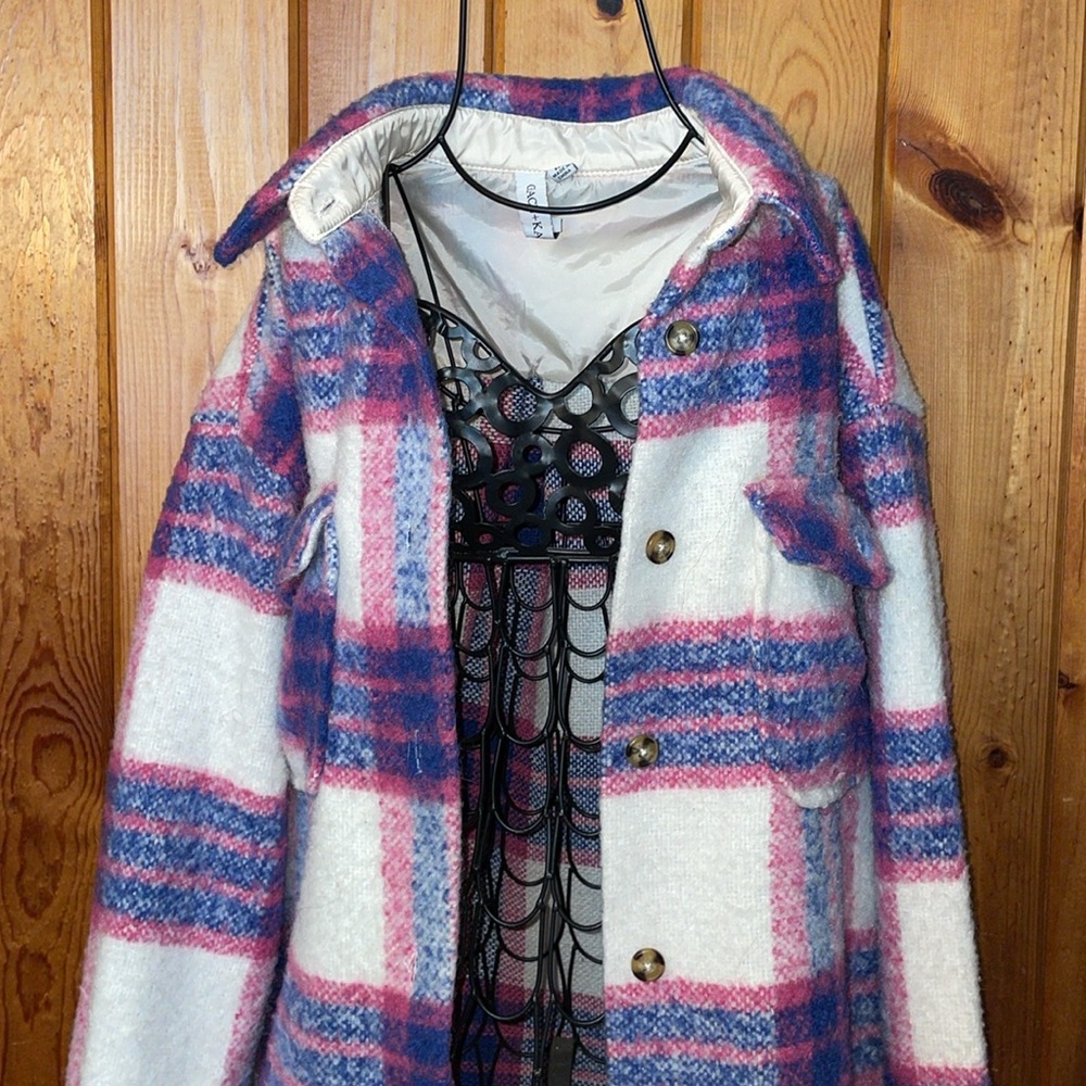 Grace + karma flannel jacket size medium pink and blue plaid flannel top warm - Picture 2 of 6